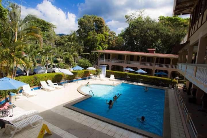 House Of The Macaws Bed & Breakfast Tarcoles Exterior photo
