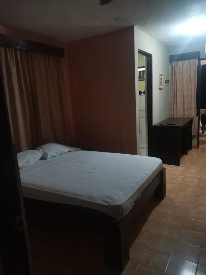 House Of The Macaws Bed & Breakfast Tarcoles Room photo