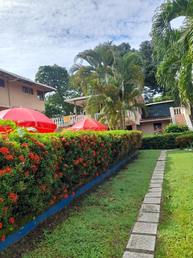 House Of The Macaws Bed & Breakfast Tarcoles Exterior photo