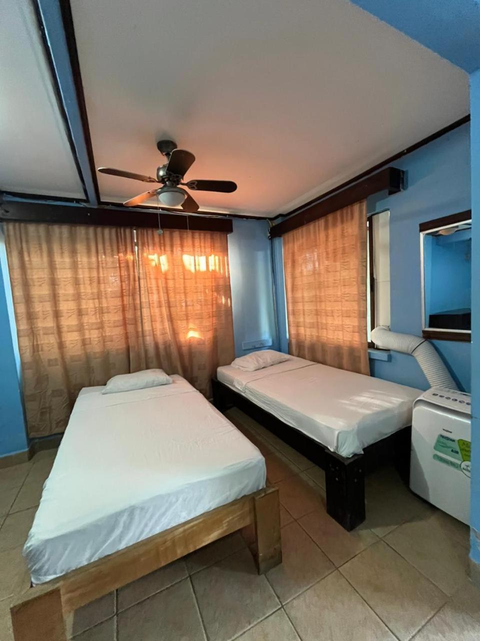 House Of The Macaws Bed & Breakfast Tarcoles Exterior photo